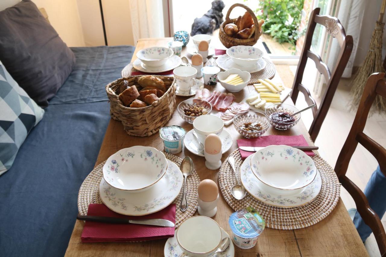 Manoir Du Taillis Bed and Breakfast Heugon Eksteriør billede